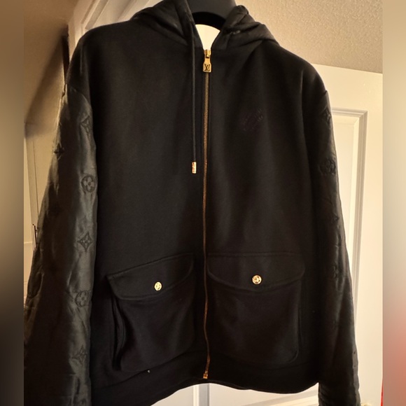 LV hybrid signature monogram jacket. limited edition.Authentic LV frm show room. - Picture 2 of 4